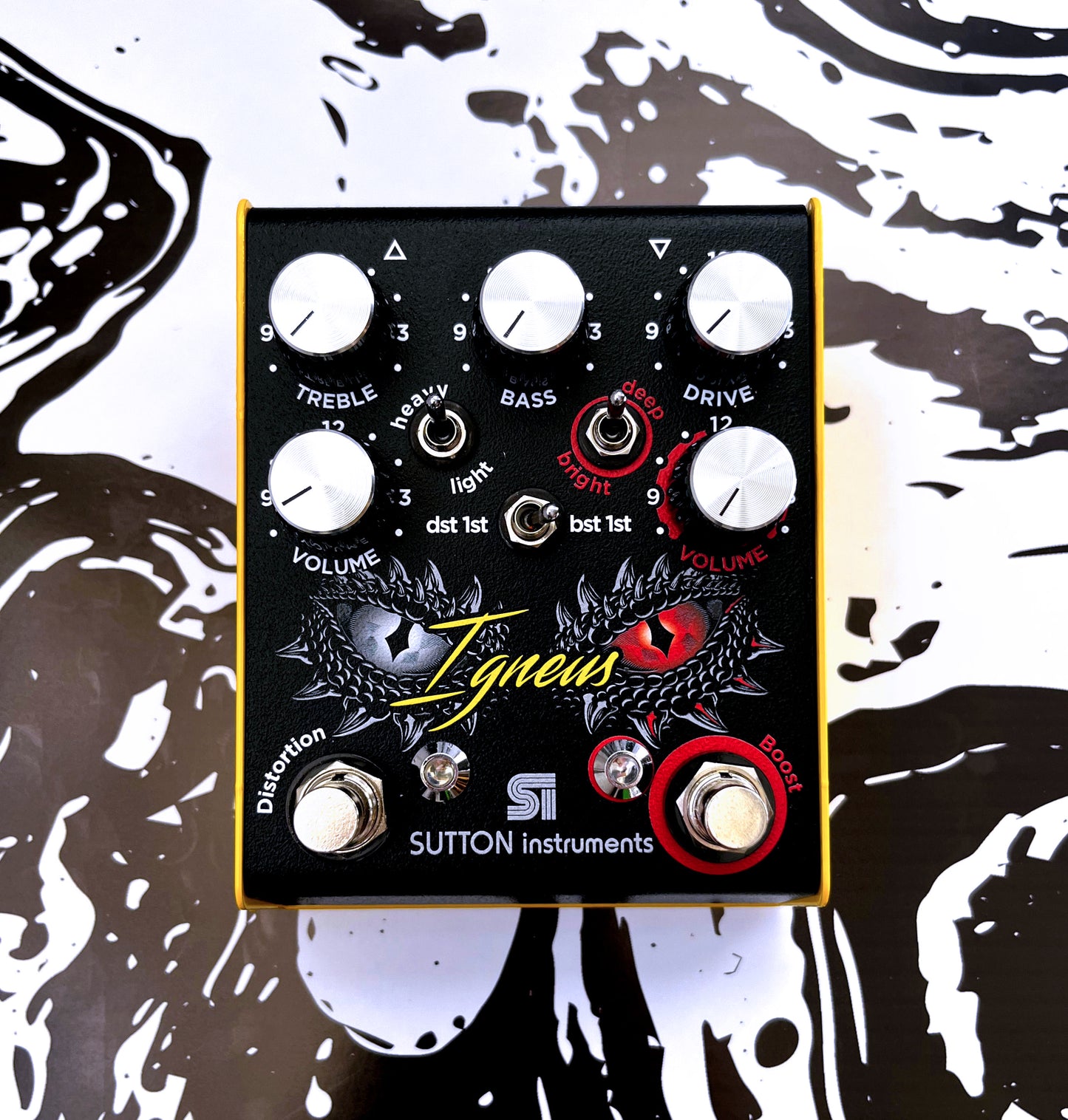 Igneus Distortion & Boost pedal